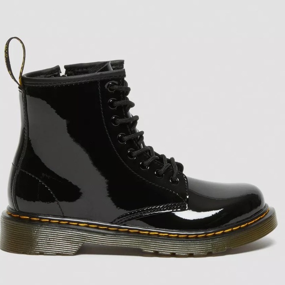 Dr. Martens Patent Lamper Kids Boots - Picture 4 of 12